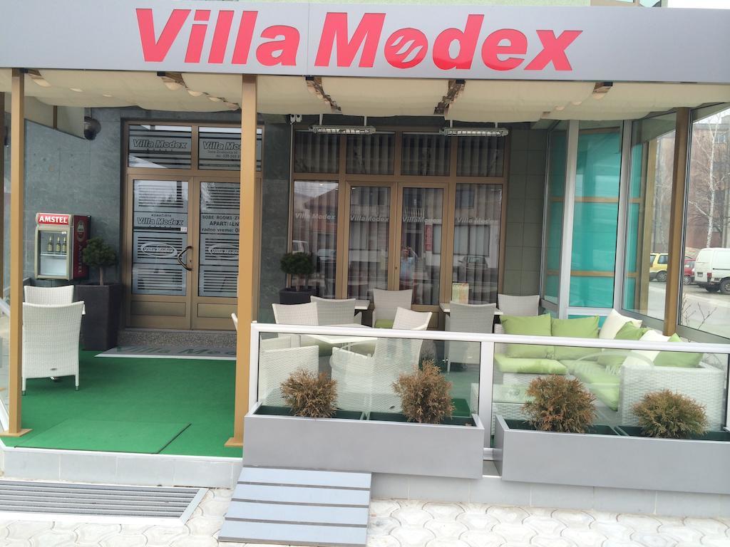 Guesthouse Villa Modex ปาราชิน ภายนอก รูปภาพ