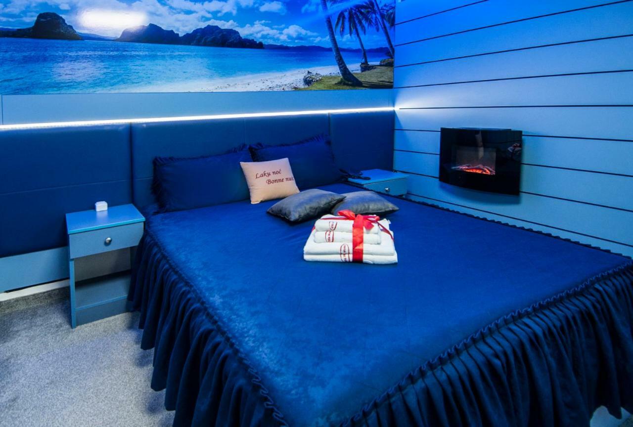 Guesthouse Villa Modex ปาราชิน ภายนอก รูปภาพ